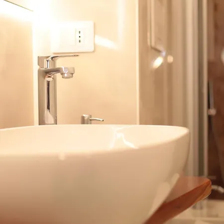 Luna Nuova Comfort & 招待所