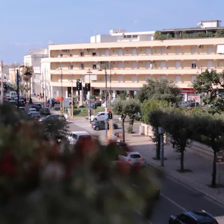 Luna Nuova Comfort & Pensionat 3*